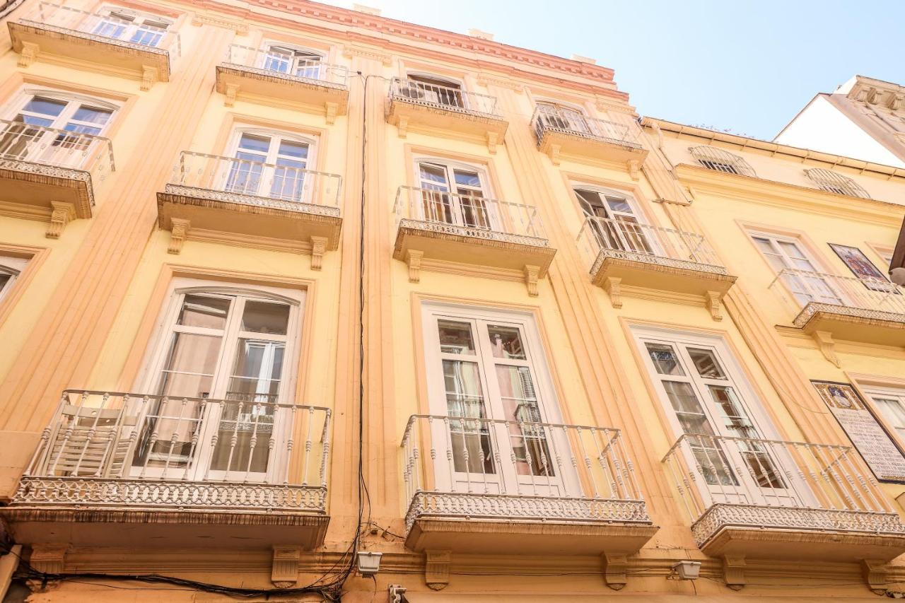 Apartamentos Catedral มาลากา ภายนอก รูปภาพ