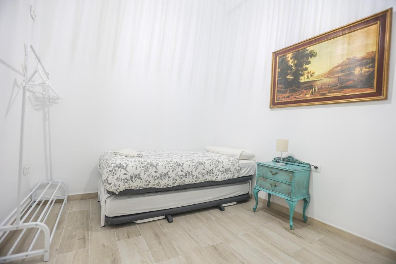 Apartamentos Catedral มาลากา ภายนอก รูปภาพ