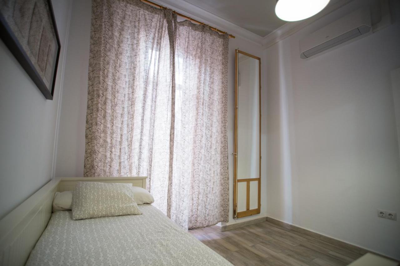 Apartamentos Catedral มาลากา ภายนอก รูปภาพ